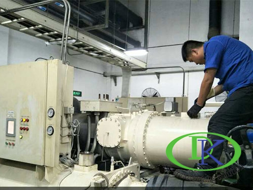 大金單螺桿間隙調校 大金單螺桿間隙調校